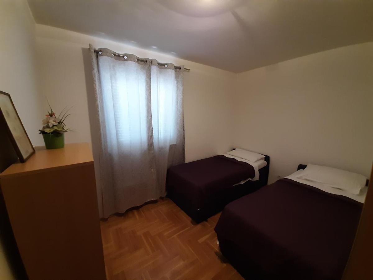 Apartment Jelena Trogir Luaran gambar